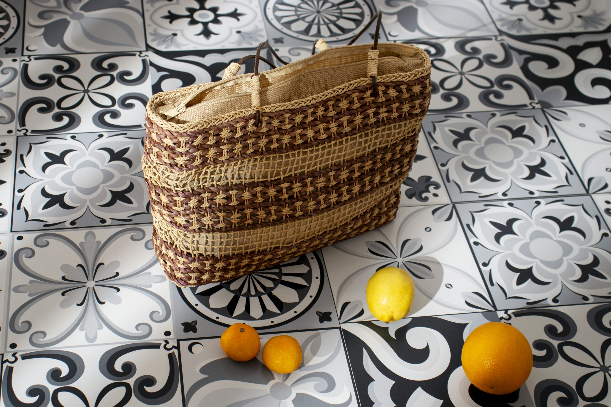 Fliesen überkleben im Badezimmer